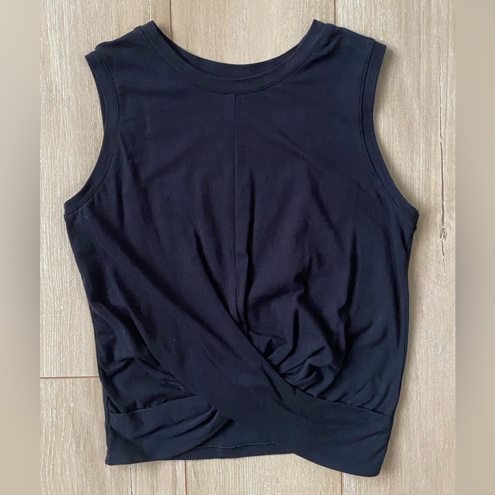 Twist Front Tank